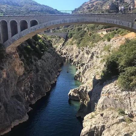 Dom wakacyjny Le Rossignol Des Murailles Le Bosc (Herault)