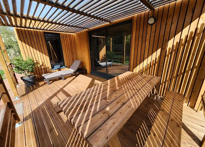 Le Rossignol Des Murailles *